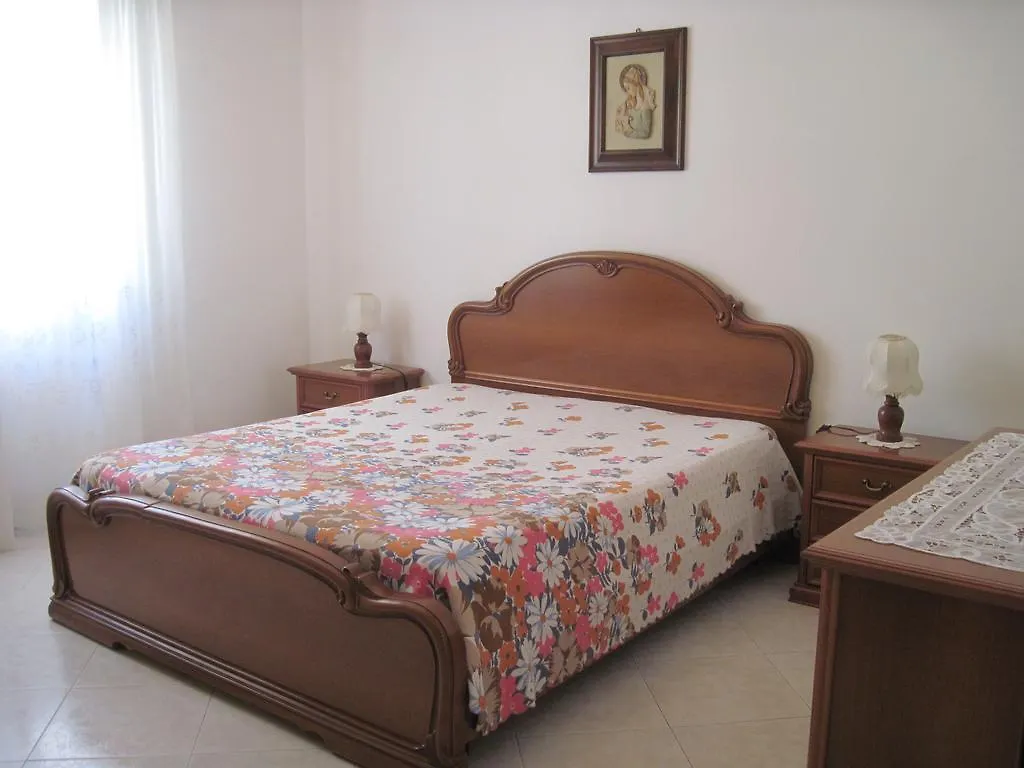 La Perla Del Mare Bed and Breakfast Alghero 0*,